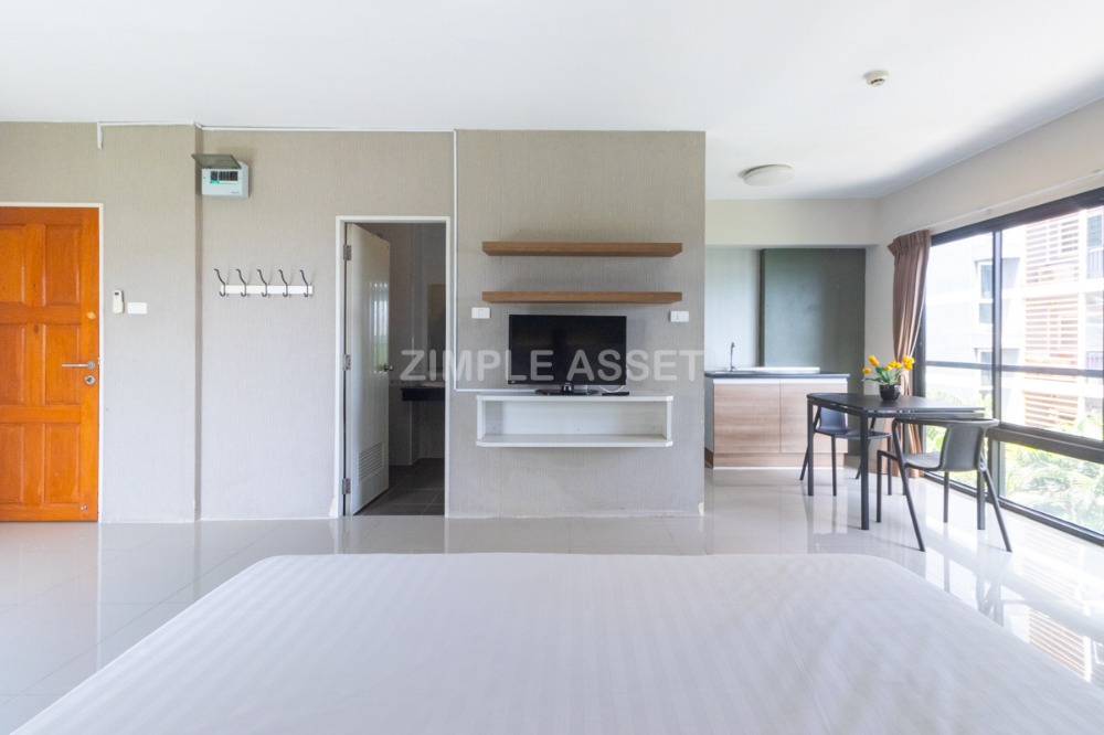For RentCondoLadkrabang, Suwannaphum Airport : Line @zimple_asset Apartment in sytle condo on Sukhumvit 77 road in On Nut area. Fully furnished, ready to move in. Complete amenities with parking, gym, and swimming pool. Accepts short-term and long-term rental.