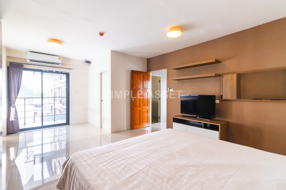 For RentCondoLadkrabang, Suwannaphum Airport : Line @zimple_asset Apartment in sytle condo on Sukhumvit 77 road in On Nut area. Fully furnished, ready to move in. Complete amenities with parking, gym, and swimming pool. Accepts short-term and long-term rental.