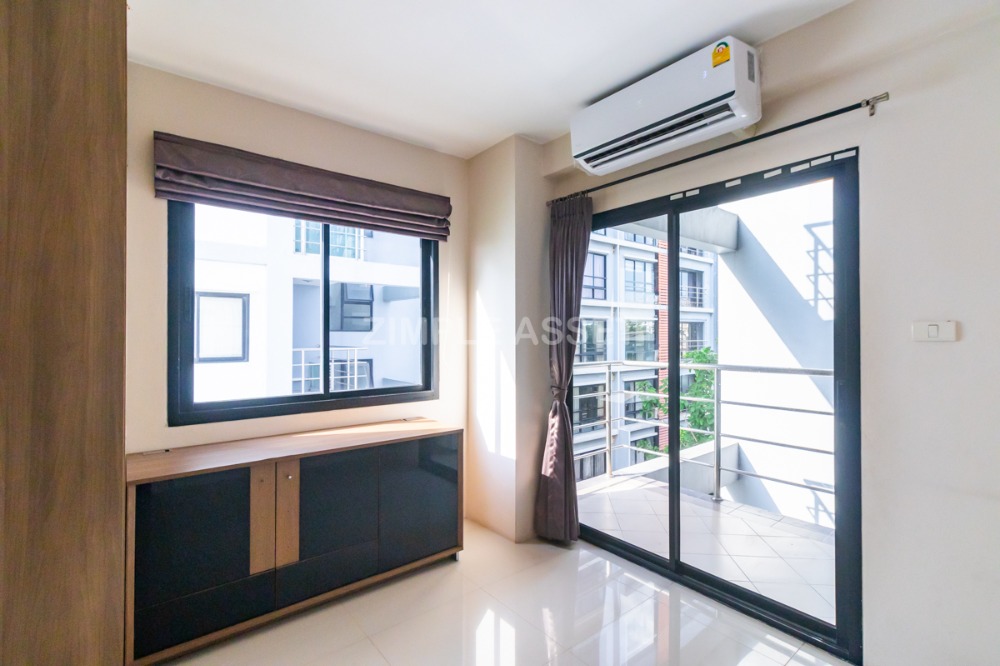 For RentCondoLadkrabang, Suwannaphum Airport : Line @zimple_asset Apartment in sytle condo on Sukhumvit 77 road in On Nut area. Fully furnished, ready to move in. Complete amenities with parking, gym, and swimming pool. Accepts short-term and long-term rental.
