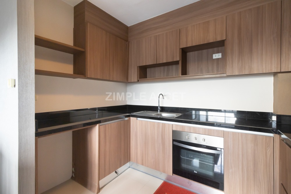 For RentCondoLadkrabang, Suwannaphum Airport : Line @zimple_asset Apartment in sytle condo on Sukhumvit 77 road in On Nut area. Fully furnished, ready to move in. Complete amenities with parking, gym, and swimming pool. Accepts short-term and long-term rental.
