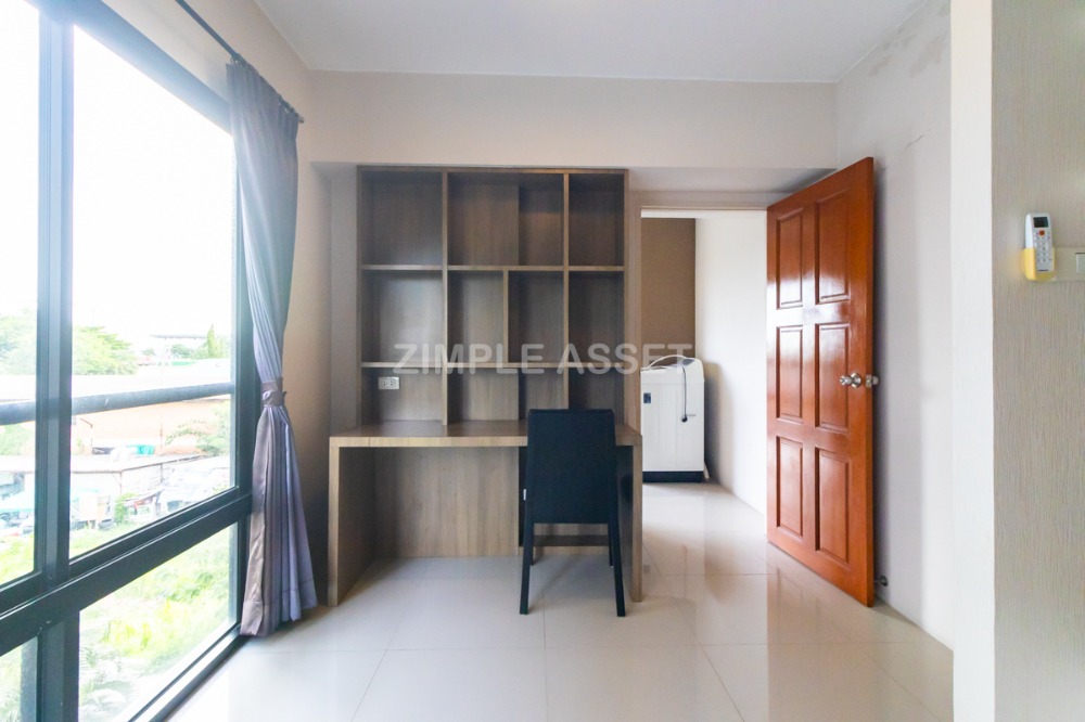 For RentCondoLadkrabang, Suwannaphum Airport : Line @zimple_asset Apartment in sytle condo on Sukhumvit 77 road in On Nut area. Fully furnished, ready to move in. Complete amenities with parking, gym, and swimming pool. Accepts short-term and long-term rental.