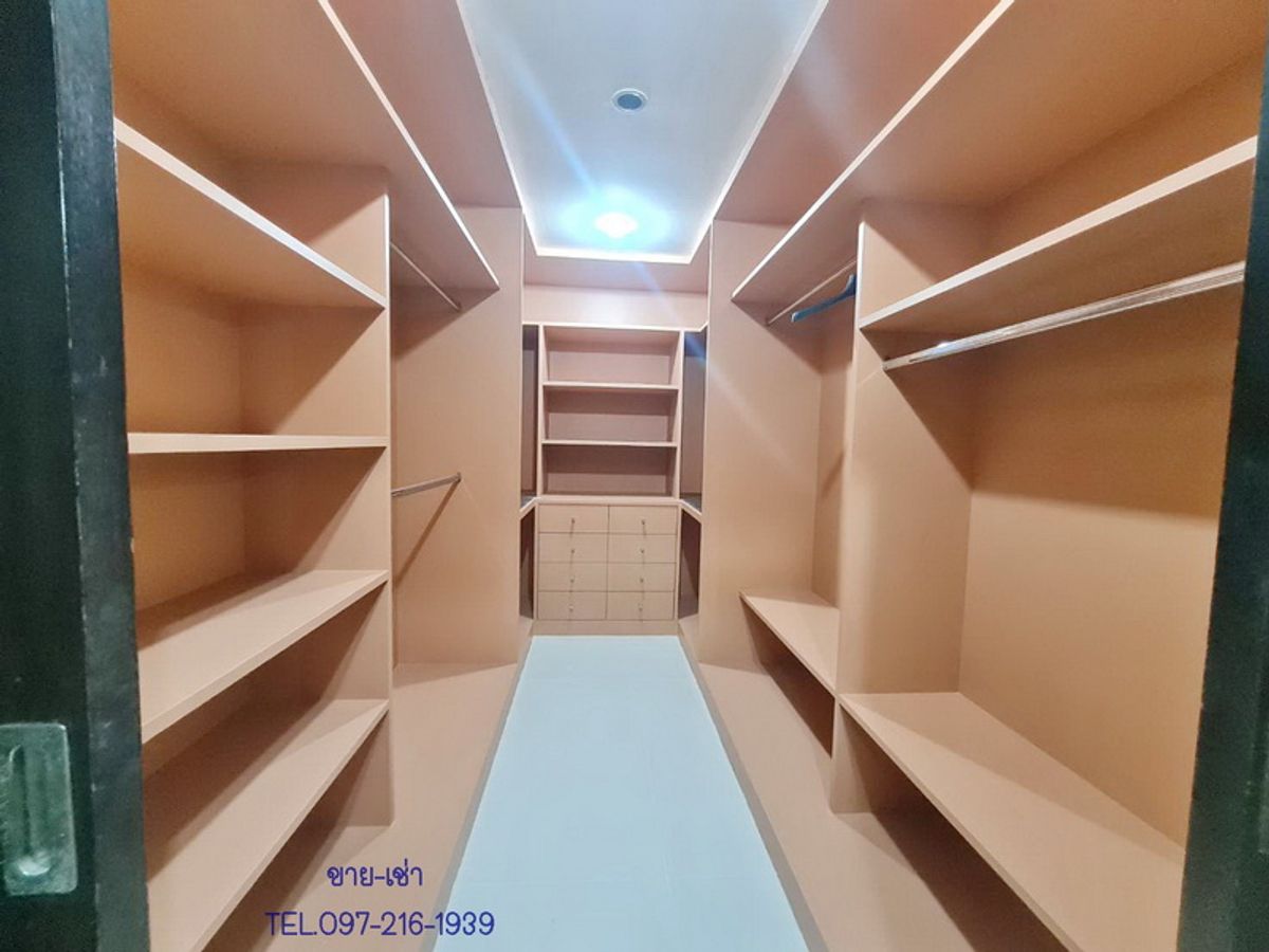 For RentCondoRatchadapisek, Huaikwang, Suttisan : 📣Condo for rent, corner room, large area, Ratchada City, near MRT Huai Khwang, ready to move in