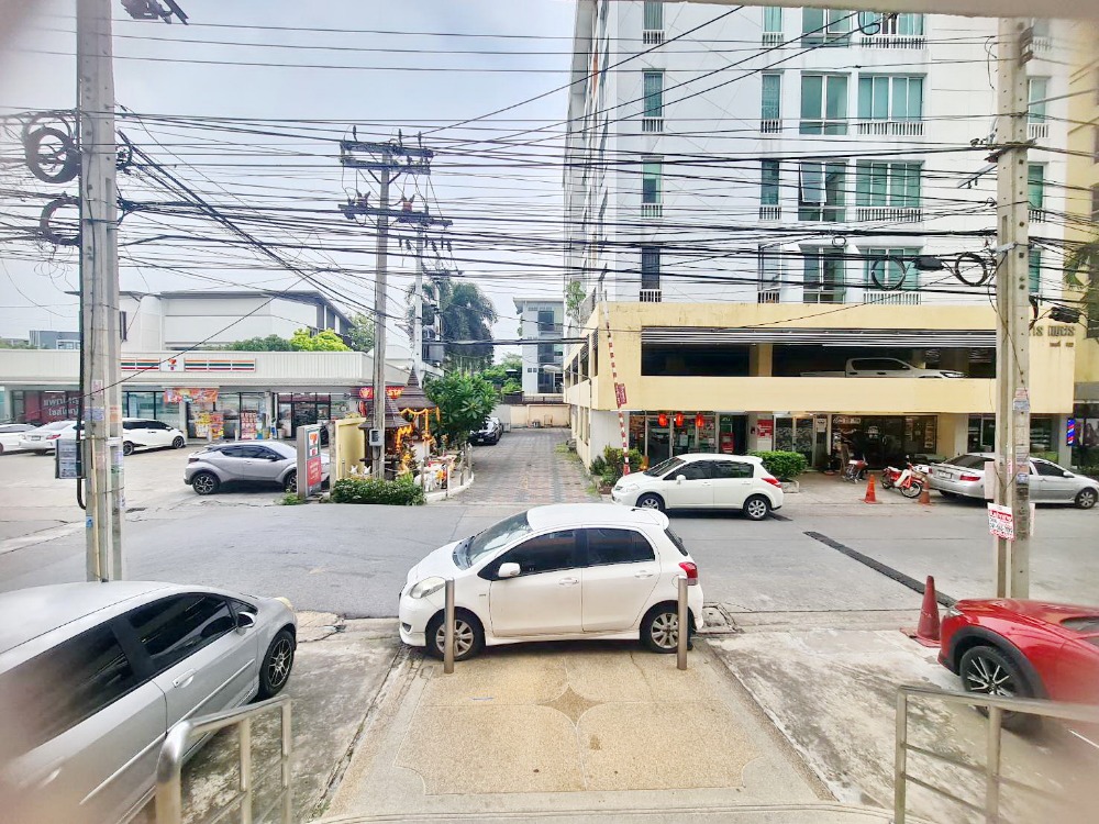 For RentCondoRatchadapisek, Huaikwang, Suttisan : 📣Condo for rent, corner room, large area, Ratchada City, near MRT Huai Khwang, ready to move in