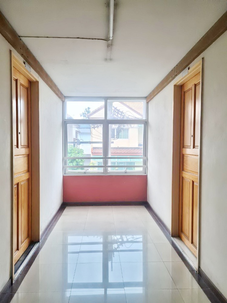For RentCondoRatchadapisek, Huaikwang, Suttisan : 📣Condo for rent, corner room, large area, Ratchada City, near MRT Huai Khwang, ready to move in