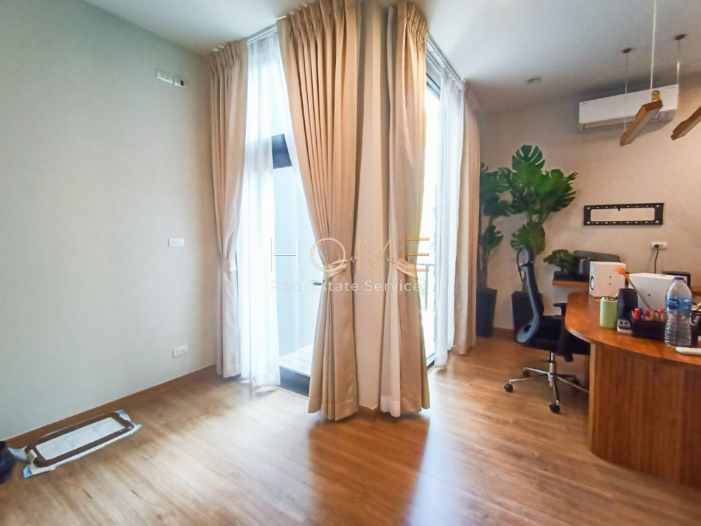 ขายบ้านเลียบทางด่วนรามอินทรา : บ้านเดี่ยว บ้านกลางเมือง คลาสเซ่ เอกมัย - รามอินทรา / 4 ห้องนอน (ขายพร้อมผู้เช่า), Baan Klang Muang Classe Ekkamai - Ramintra / Detached House 4 Bedrooms (SALE WITH TENANT) TAN486