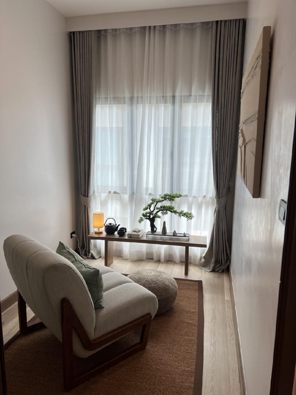 For RentHousePattanakan, Srinakarin : Burasiri Krungthep Kreetha For Rent