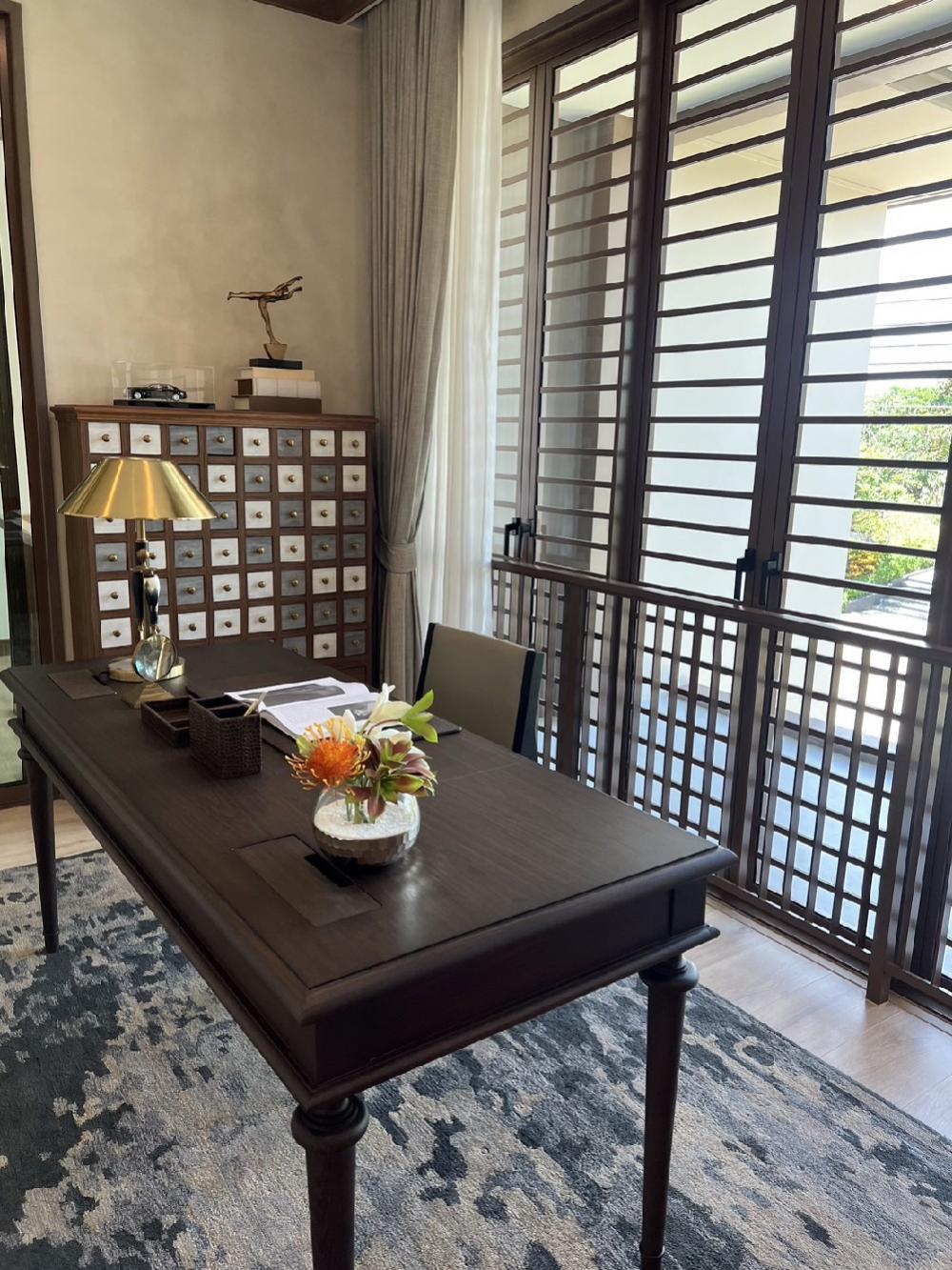 For RentHousePattanakan, Srinakarin : Burasiri Krungthep Kreetha For Rent