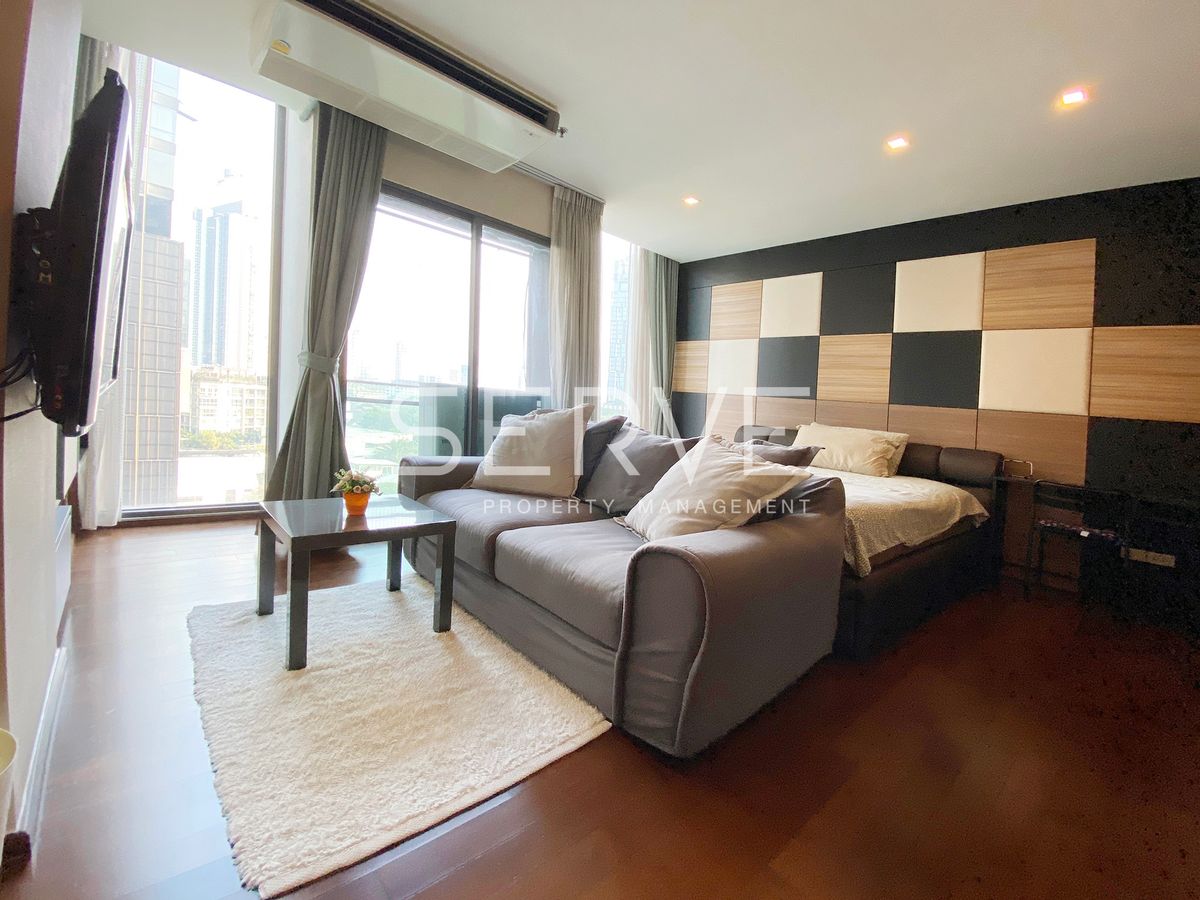 For RentCondoSukhumvit, Asoke, Thonglor : 🔥18K🔥-Modern Style Studio with Bathtub Perfect Location BTS Thong Lo at Noble Remix Condo / Condo For Rent
