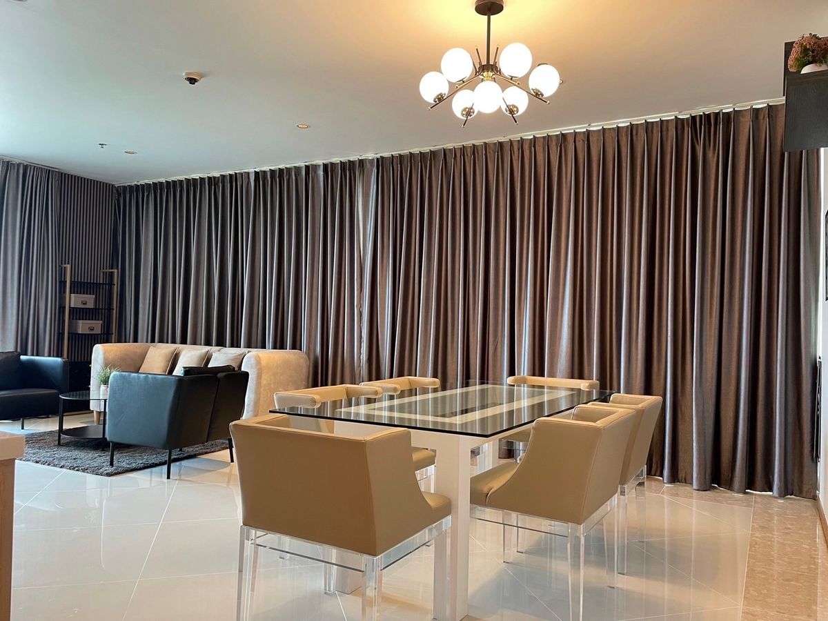 ให้เช่าคอนโดสาทร นราธิวาส : สำหรับเช่า ราคาพิเศษ!! The Empire Place Sathorn2 ห้องนอน ชั้นสูง ขนาด 114 ตร.ม.