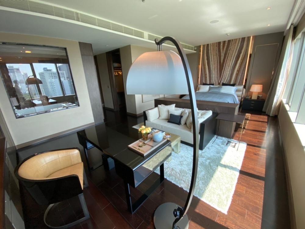 ให้เช่าคอนโดวิทยุ ชิดลม หลังสวน : •Freehold Condominium at 185 Rajdamri Condominium 2Bed2Bath 200,000/ month