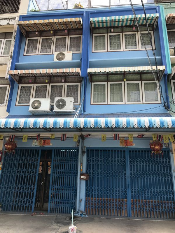 For SaleShop HouseThaphra, Talat Phlu, Wutthakat : commercial buildings Soi Petchkasem 25/2, MRT BTS Bang Wa