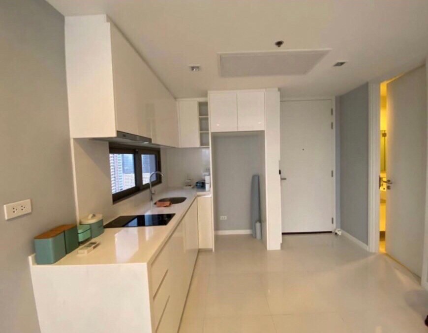 ขายคอนโดสาทร นราธิวาส : [L23624004] สำหรับขาย Nara9  1 ห้องนอน ขนาด 43 ตร.ม. ชั้นสูง ห้องมุม ราคาพิเศษ!!!