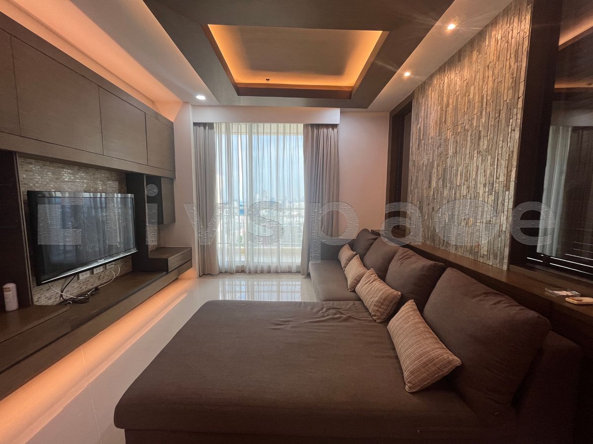 For RentCondoSathorn, Narathiwat : ▚ LC135ツ For Rent - The Empire Place, 1 Bedroom, Prime Sathorn Location, Special Price ⭐