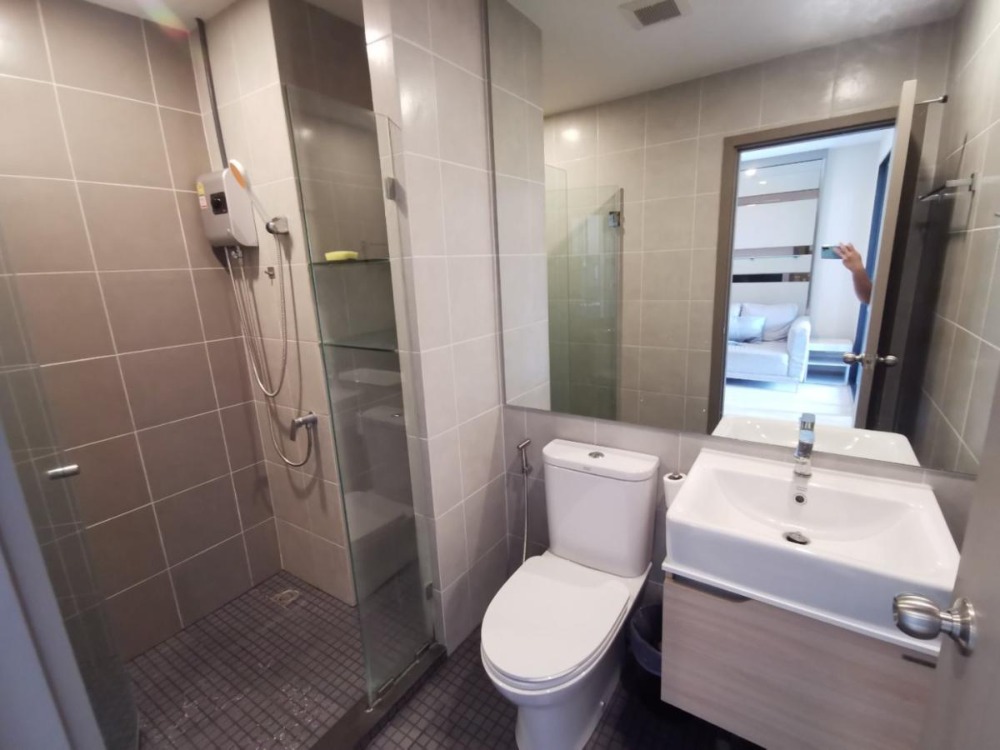 For RentCondoBangna, Bearing, Lasalle : For rent at Ideo o2  Negotiable at @condobkk (with @ too)