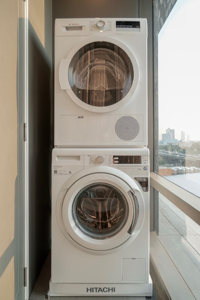 For RentCondoWongwianyai, Charoennakor : ✨ 👍For rent/ sale The Bangkok Sathorn, corner unit, near BTS Surasak