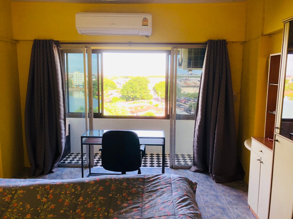For RentCondoPathum Thani,Rangsit, Thammasat : For rent 4000 baht Future Place Condo Rangsit