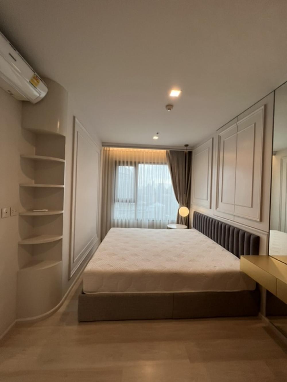 For RentCondoWitthayu, Chidlom, Langsuan, Ploenchit : Condo for rent, Life one wireless 50,000 baht, 2 bedrooms, 63 sq m. BTS Ploenchit (550 meters), BTS Chidlom (900 meters), ARL Ratchaprarop (1.6 km.), near Wireless, Chidlom, Ploenchit, New Petchburi, Sukhumvit, Rama 9,
