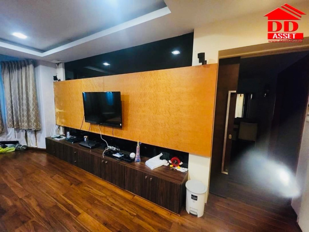 ขายอาคารพาณิชย์วิภาวดี ดอนเมือง หลักสี่ : ขายอาคารพาณิชย์ 5 คูหา หมู่บ้านบัณฑิตโฮม วิภาวดีรังสิต76 ติดถนน ใกล้สนามบินดอนเมือง