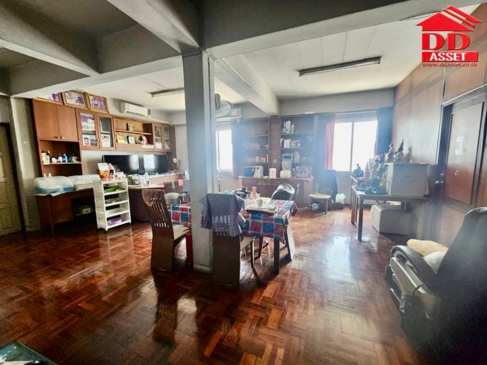 ขายอาคารพาณิชย์วิภาวดี ดอนเมือง หลักสี่ : ขายอาคารพาณิชย์ 5 คูหา หมู่บ้านบัณฑิตโฮม วิภาวดีรังสิต76 ติดถนน ใกล้สนามบินดอนเมือง