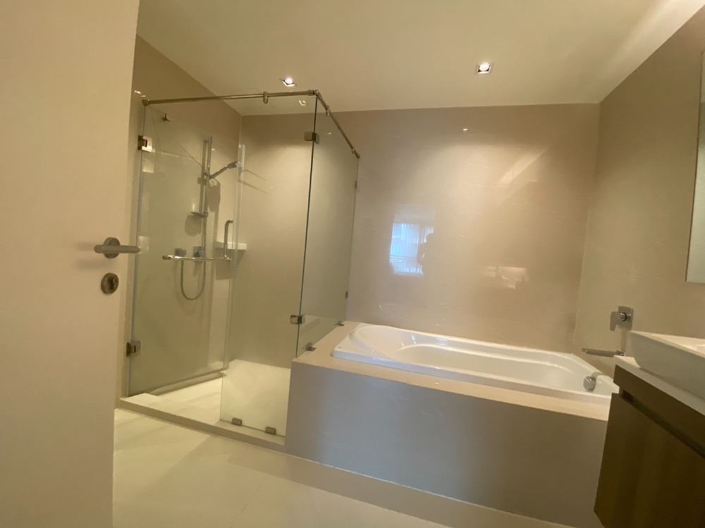 For RentCondoSukhumvit, Asoke, Thonglor : Vtara Sukhumvit 36 condo