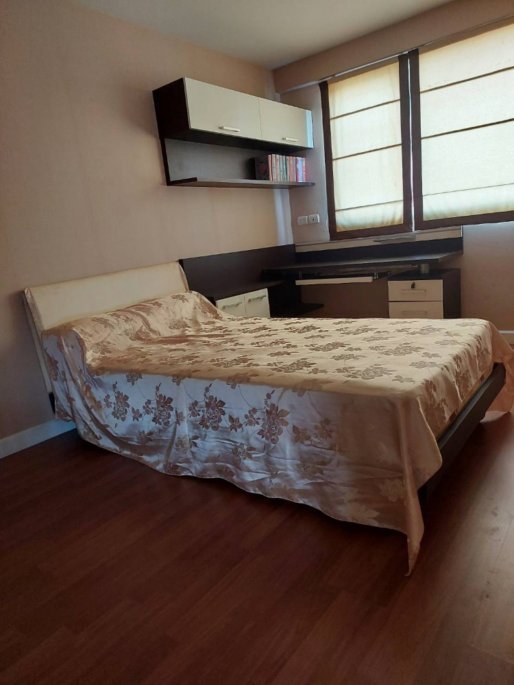 ขายคอนโดท่าพระ ตลาดพลู วุฒากาศ : ขายคอนโด เมโทรพาร์ค สาทร 1-3 อาคาร อี  2 ห้องนอน 1 ห้องน้ำ เนื้อที่ 57 ตรม. ชั้น 4  ใกล้ BTS วุฒากาศ  ราคา 2  ลบ.*