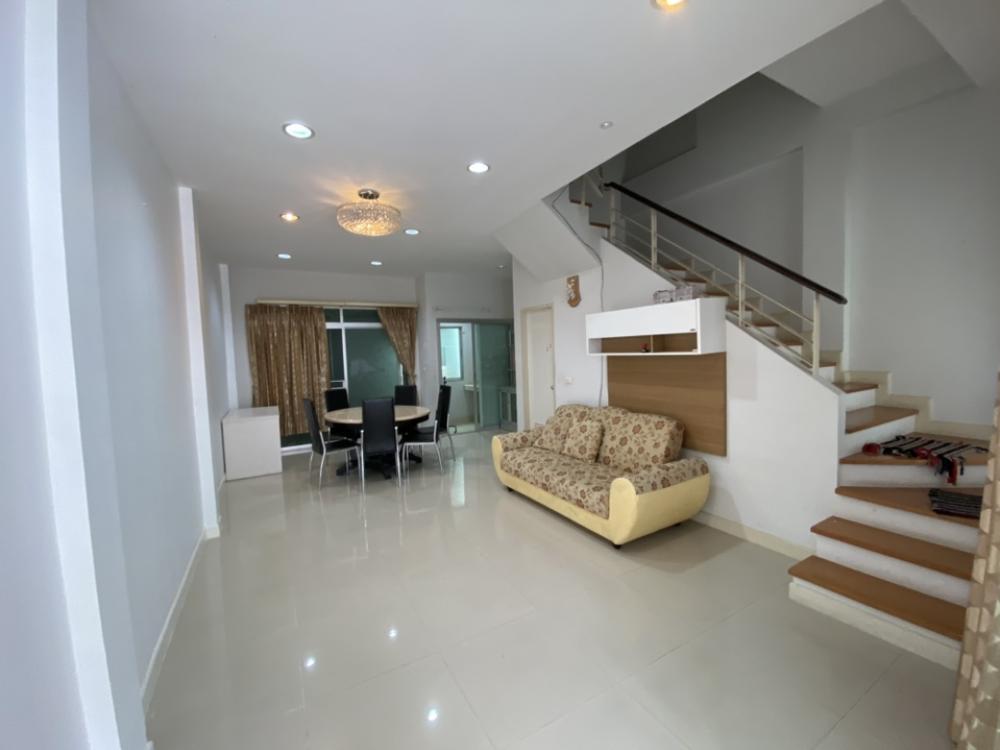 For RentTownhomeChokchai 4, Ladprao 71, Ladprao 48, : 🎯For rent: House in the middle of the city, Lat Phrao 71, Nakniwat Road, near Central Eastville