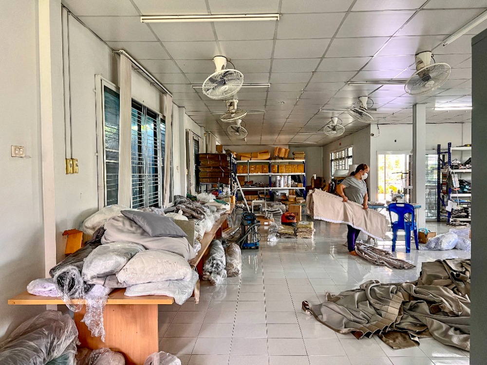 ขายโกดังปทุมธานี รังสิต ธรรมศาสตร์ : ขาย/ให้เช่า ที่ดินพร้อมสถานประกอบกิจการ ลำลูกกา คลอง 4 ขนาด 100 ตร.วา กว้าง 25 เมตร ลึก 16 เมตร