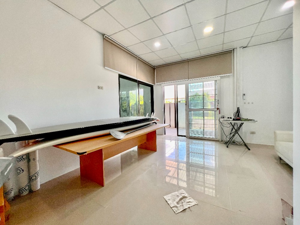 ขายโกดังปทุมธานี รังสิต ธรรมศาสตร์ : ขาย/ให้เช่า ที่ดินพร้อมสถานประกอบกิจการ ลำลูกกา คลอง 4 ขนาด 100 ตร.วา กว้าง 25 เมตร ลึก 16 เมตร