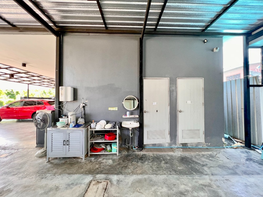 ขายโกดังปทุมธานี รังสิต ธรรมศาสตร์ : ขาย/ให้เช่า ที่ดินพร้อมสถานประกอบกิจการ ลำลูกกา คลอง 4 ขนาด 100 ตร.วา กว้าง 25 เมตร ลึก 16 เมตร