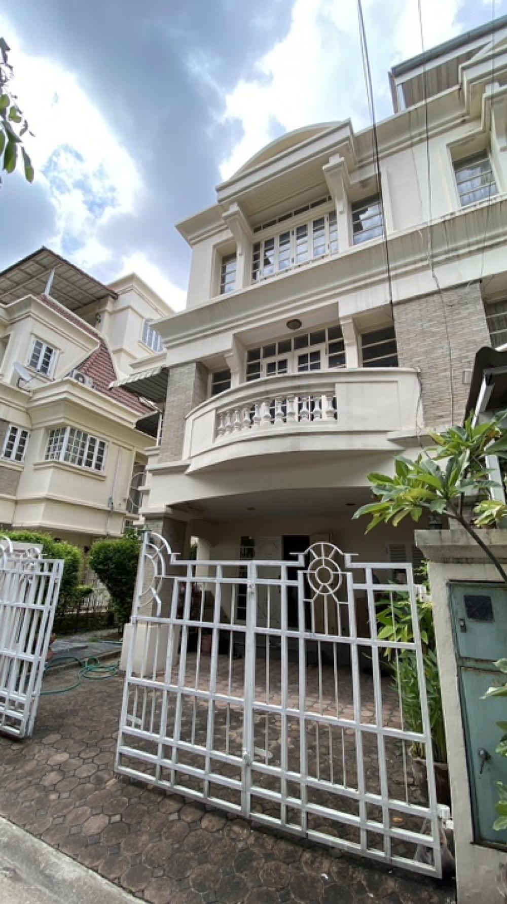 For SaleHousePinklao, Charansanitwong : Tharinee Village LH Pinklao-Boromchonni (Urgent sale🚨)