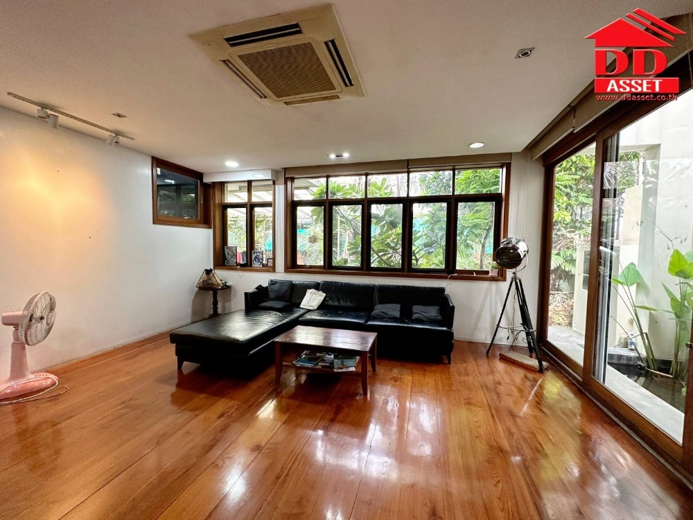 ขายบ้านคลองเตย กล้วยน้ำไท : ขายบ้าน​ พระราม4​ กล้วยน้ำไทย​ ใกล้​ BTS​ เอกมัย​ โรงพยาบาลกล้วยน้ำไทย