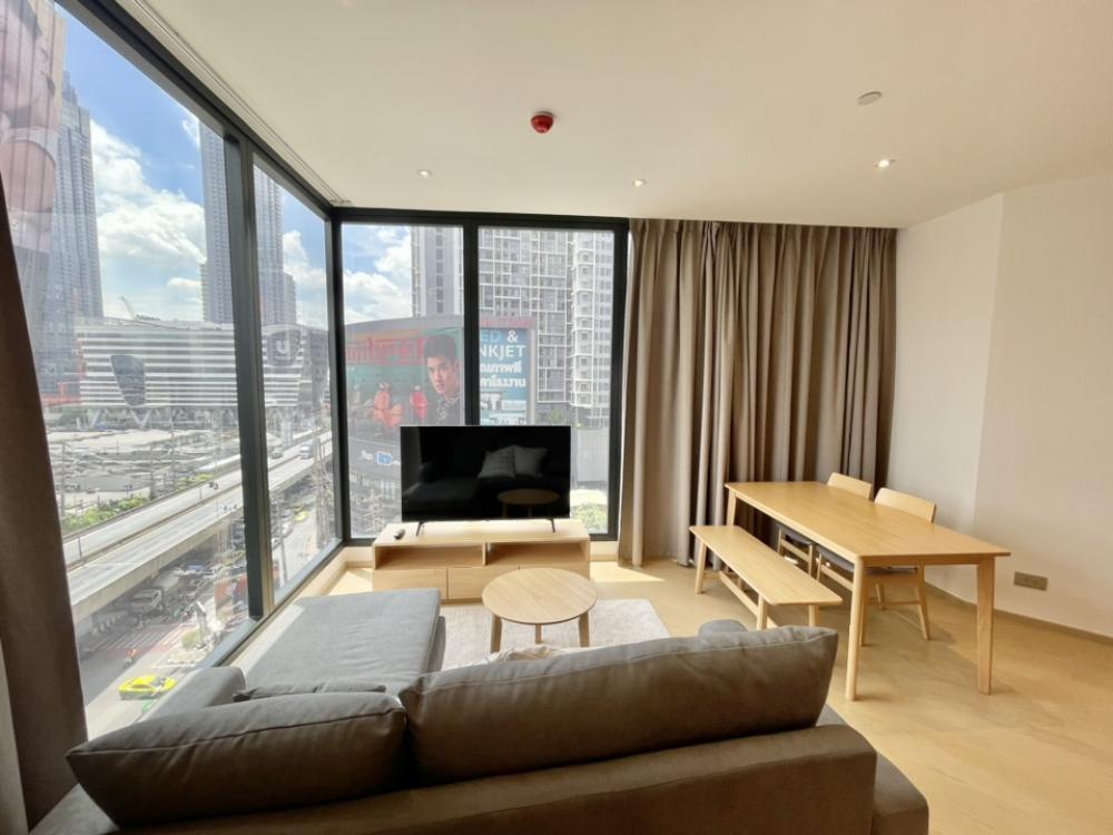 For RentCondoRama9, Petchburi, RCA : Rent Ashton Asoke-Rama 9, new room, beautiful decoration, MUJI 2 bedrooms, 2 bathrooms, comes with washing machines/baking