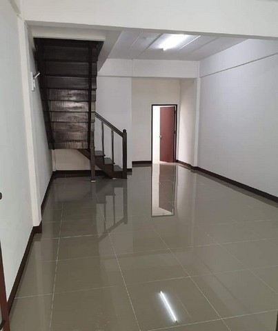 ขายทาวน์โฮมนวมินทร์ รามอินทรา : ต่ำกว่าล้าน! บ้านพร้อมอยู่ ผ่อนถูกกว่าค่าเช่า ใกล้รถไฟฟ้า