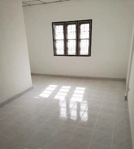 ขายทาวน์โฮมนวมินทร์ รามอินทรา : ต่ำกว่าล้าน! บ้านพร้อมอยู่ ผ่อนถูกกว่าค่าเช่า ใกล้รถไฟฟ้า