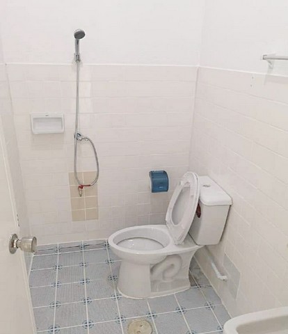 ขายทาวน์โฮมนวมินทร์ รามอินทรา : ต่ำกว่าล้าน! บ้านพร้อมอยู่ ผ่อนถูกกว่าค่าเช่า ใกล้รถไฟฟ้า