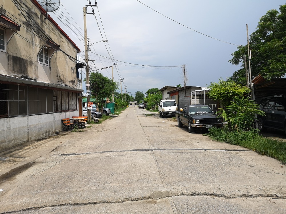 ขายทาวน์โฮมนวมินทร์ รามอินทรา : ต่ำกว่าล้าน! บ้านพร้อมอยู่ ผ่อนถูกกว่าค่าเช่า ใกล้รถไฟฟ้า