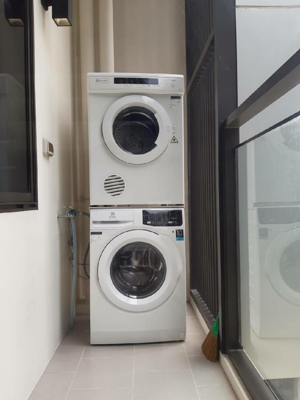 For RentCondoRama9, Petchburi, RCA : Chiwathai Residence Asoke For Rent  (Duplex Room) Rama9