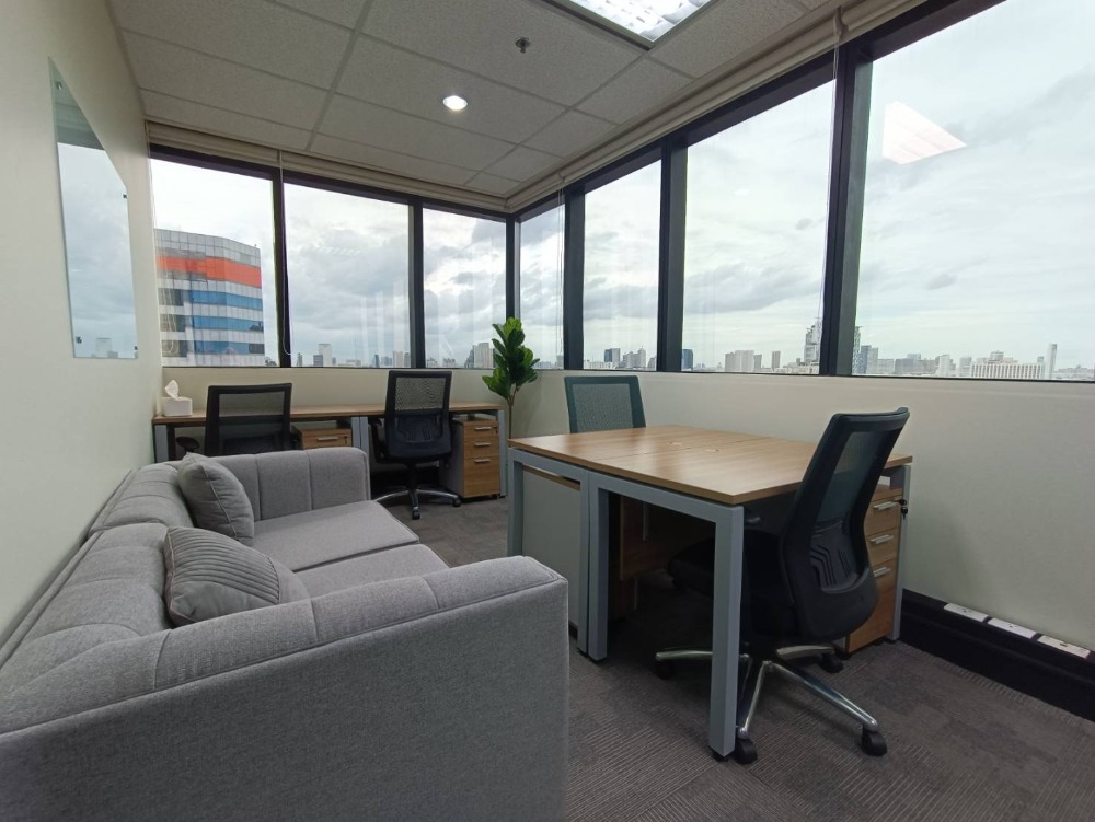 ให้เช่าสำนักงานรัชดา ห้วยขวาง : ให้เช่า เซอร์วิส ออฟฟิศ Serviced Office พื้นที่สำนักงาน ตกแต่งสวย พร้อมเข้าอยู่ อาคาร เมืองไทยภัทร คอมเพล็กซ์ ( Muang Thai - Phatra Complex Office Building ) 7 Workstations ราคาเช่า 49,590 บาท/เดือน ใกล้รถไฟฟ้าใต้ดิน MRT