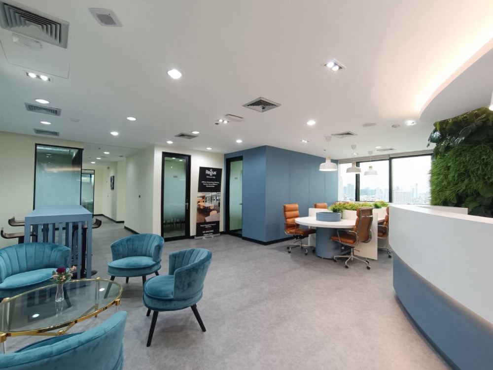 ให้เช่าสำนักงานรัชดา ห้วยขวาง : ให้เช่า เซอร์วิส ออฟฟิศ Serviced Office พื้นที่สำนักงาน ตกแต่งสวย พร้อมเข้าอยู่ อาคาร เมืองไทยภัทร คอมเพล็กซ์ ( Muang Thai - Phatra Complex Office Building ) 7 Workstations ราคาเช่า 49,590 บาท/เดือน ใกล้รถไฟฟ้าใต้ดิน MRT