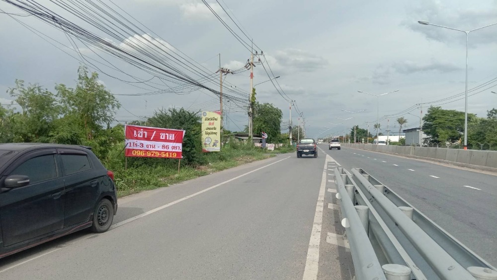 For SaleLandChachoengsao : Land for sale 1 rai 3 ngan 86 sq m. Ban Pho, Chachoengsao.