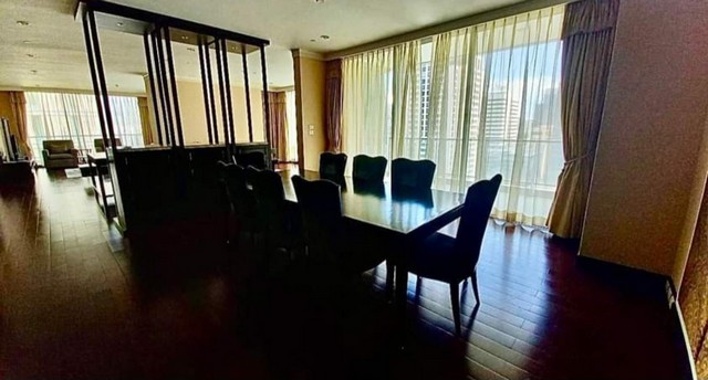 For RentCondoWitthayu, Chidlom, Langsuan, Ploenchit : 4 Bedroom Unit for Rent at The Park Chidlom, near BTS Chit Lom & MRT Si Lom