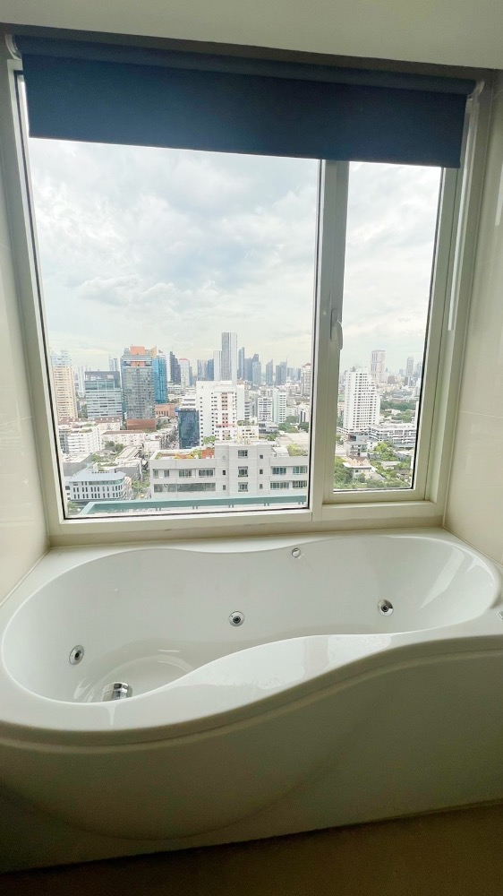 For RentCondoSukhumvit, Asoke, Thonglor : For rent IVY THONGLOR, 4 bedrooms near BTS Thonglor.