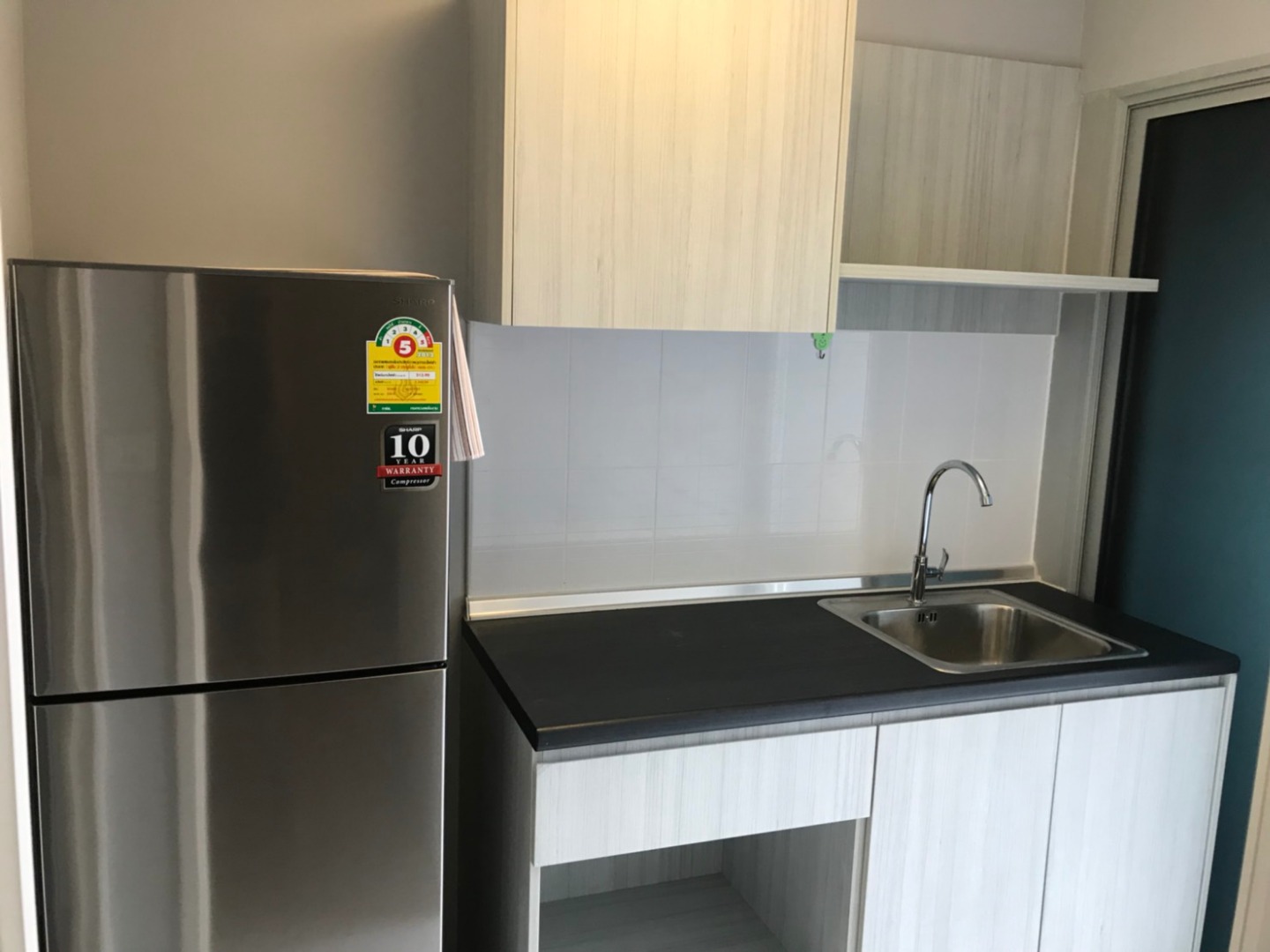 For SaleCondoThaphra, Talat Phlu, Wutthakat : The owner sells it himself, Aspire Sathorn, Brick Zone, 1 bedroom, high floor, corner room, Fully Furnished with tenants, a great investment, only 1.69 million, plus free transfer of everything...!!!