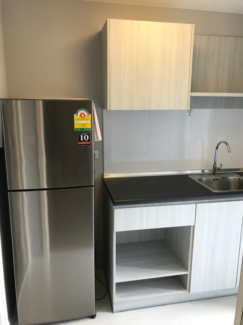 For SaleCondoThaphra, Talat Phlu, Wutthakat : The owner sells it himself, Aspire Sathorn, Brick Zone, 1 bedroom, high floor, corner room, Fully Furnished with tenants, a great investment, only 1.69 million, plus free transfer of everything...!!!