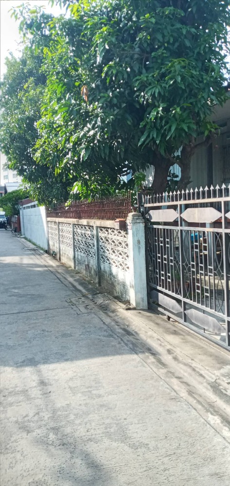 For SaleHouseLadprao101, Happy Land, The Mall Bang Kapi : 2-storey detached house for sale, Soi Serithai 15