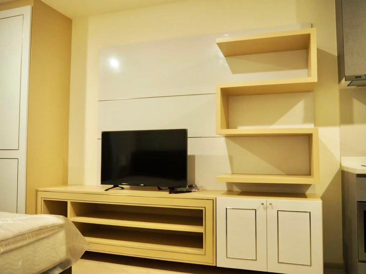 For SaleCondoRatchathewi,Phayathai : Urgent sale, 2 bedrooms, 2 bathrooms, Rhythm rangnam (very rare room), good location