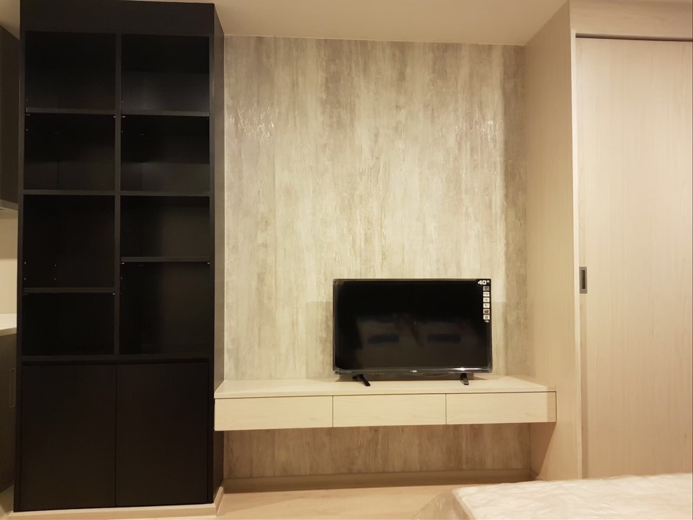 ขายคอนโดราชเทวี พญาไท : ขาย ด่วน Rhythm rangnam ริธึ่ม รางน้ำ 1Studio 1ห้องน้ำ (ห้องใหม่ราคาดี)