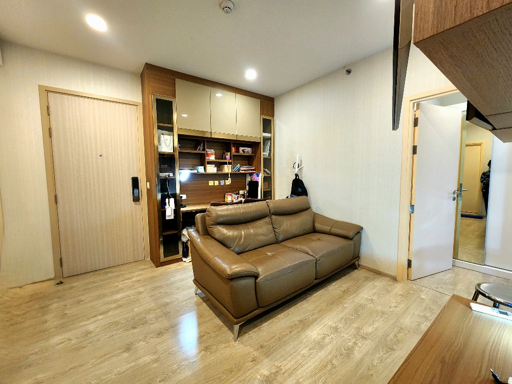 ให้เช่าคอนโดปิ่นเกล้า จรัญสนิทวงศ์ : สถานะตามภาพปก**จอดรถได้ 2 คัน แบบ 2 ห้องนอน 2 น้ำ หายาก ห้องมุมทิศใต้และตะวันออก** ให้เช่า The Tree Charan 30