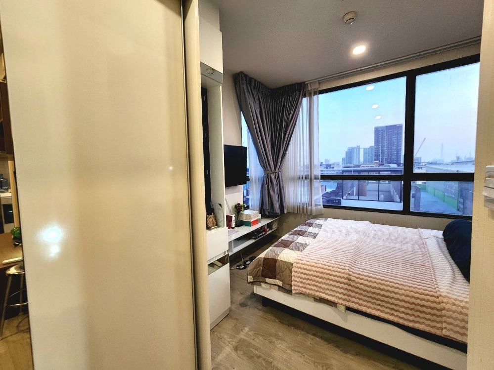 ให้เช่าคอนโดปิ่นเกล้า จรัญสนิทวงศ์ : สถานะตามภาพปก**จอดรถได้ 2 คัน แบบ 2 ห้องนอน 2 น้ำ หายาก ห้องมุมทิศใต้และตะวันออก** ให้เช่า The Tree Charan 30