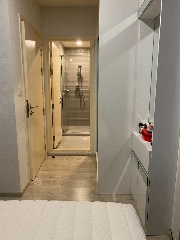 ให้เช่าคอนโดปิ่นเกล้า จรัญสนิทวงศ์ : สถานะตามภาพปก**จอดรถได้ 2 คัน แบบ 2 ห้องนอน 2 น้ำ หายาก ห้องมุมทิศใต้และตะวันออก** ให้เช่า The Tree Charan 30